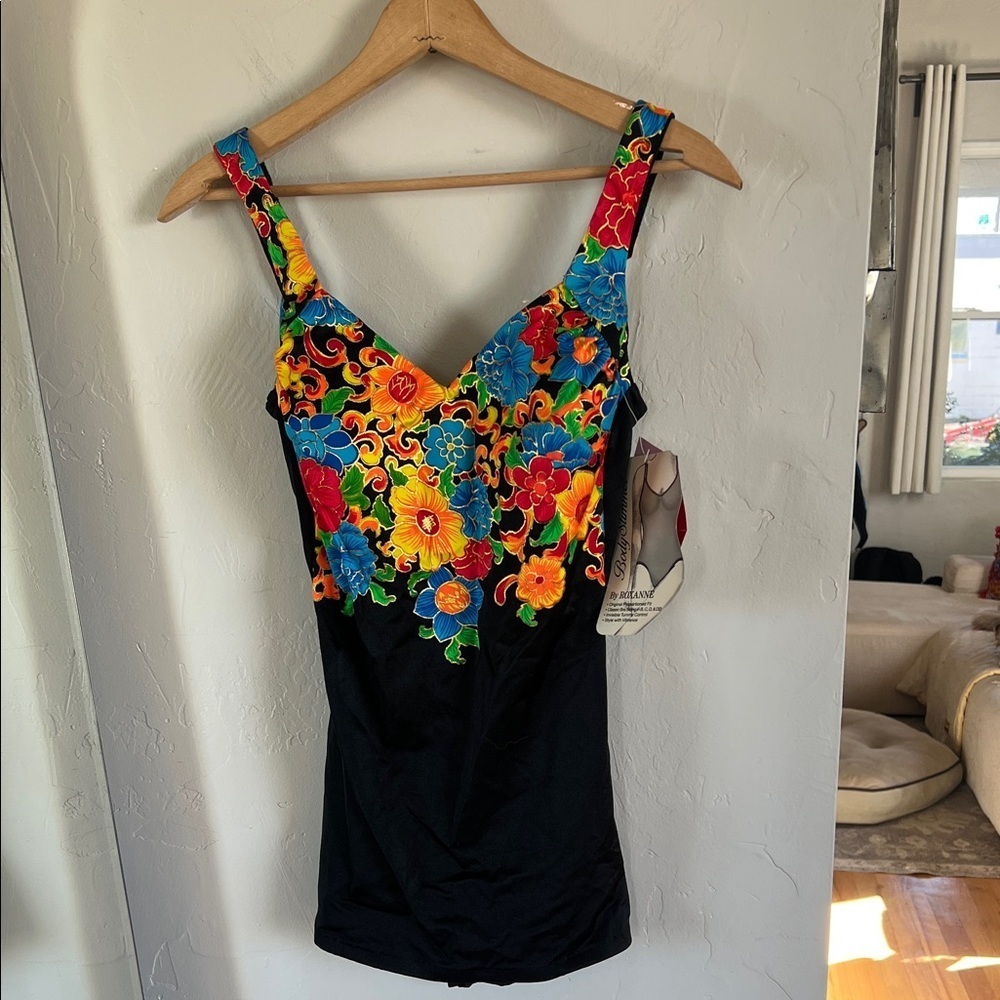Vintage Roxanne swimsuit with Vibrant Floral Design